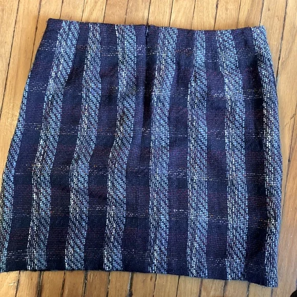 Loft Mini Skirt - Picture 3 of 5